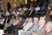بزرگداشت استاد پیشکسوت چشم پزشکی دکتر محمدصادق پیروز در بیمارستان فارابی